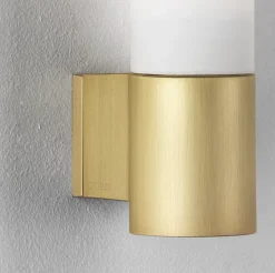 Bari vegglampe