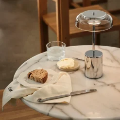 Blossi bærbar bordlampe 3W 2700 Kelvin IP65 - Oppladbar