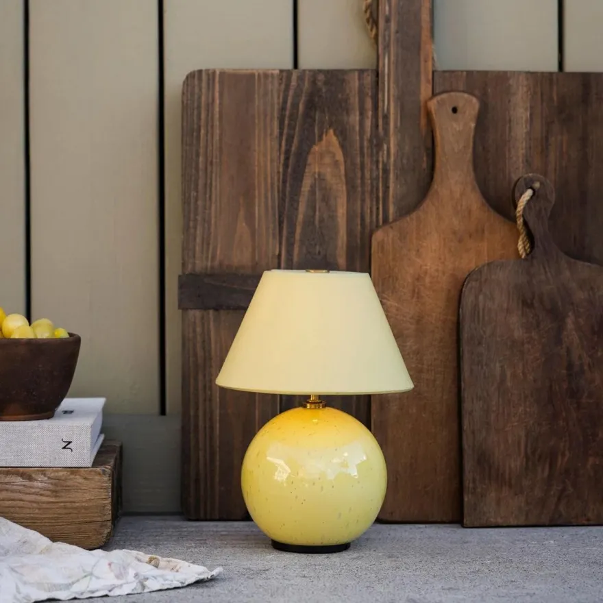 Bærbar Iris 16 bordlampe