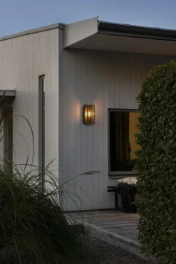 Carpi vegglampe utendørs IP44 - Svart/Klart glass