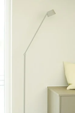 Direction F1 gulvlampe 2700 kelvin - Dimbar