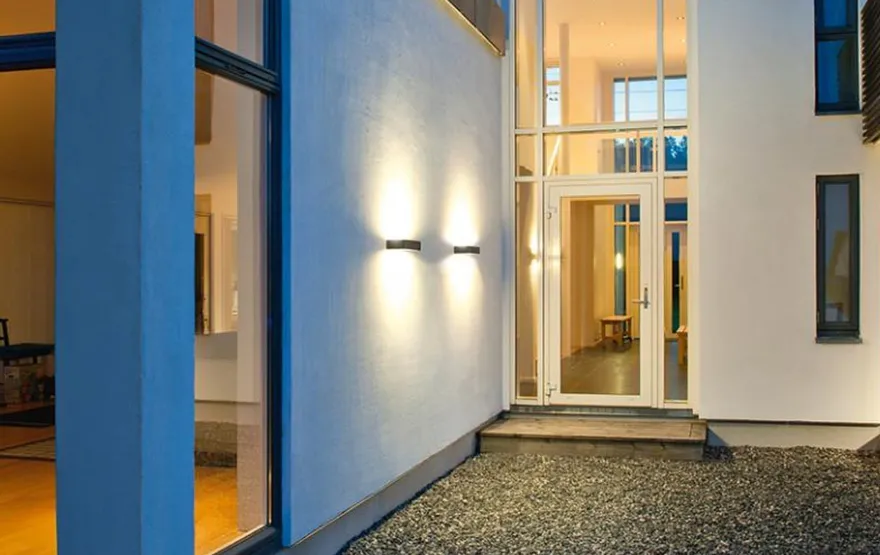 Edge vegglampe opp/ned 10W 3000 Kelvin dimbar IP65