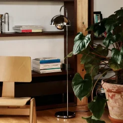 Flowerpot VP12 gulvlampe