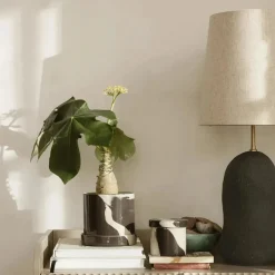 Hebe bordlampe Medium Mørk Grå