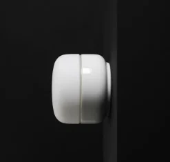 Ifø Ohm 140/115 tak/vegg 10W led dimbar IP44 - 2700K - Hvit/Opal glass