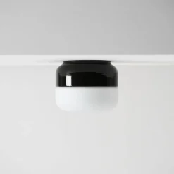 Ifø Ohm 140 / 115 tak/vegg 10W LED dimbar IP44 - 3000K