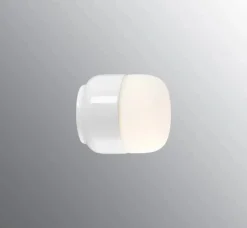 Ifø Ohm 100 / 110 vegg/tak lampe 4W led 2700K IP44