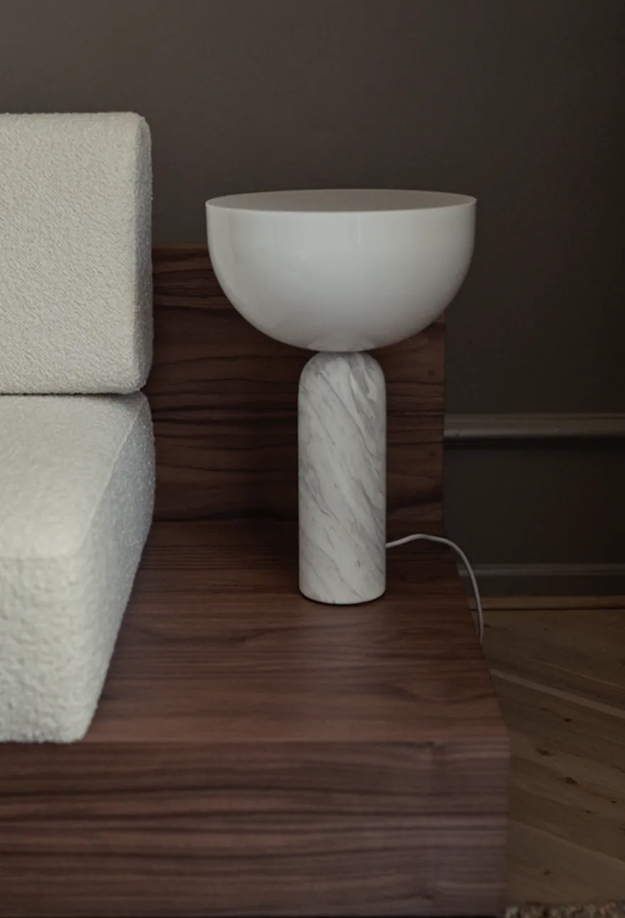Kizu bordlampe - hvit marmor - L
