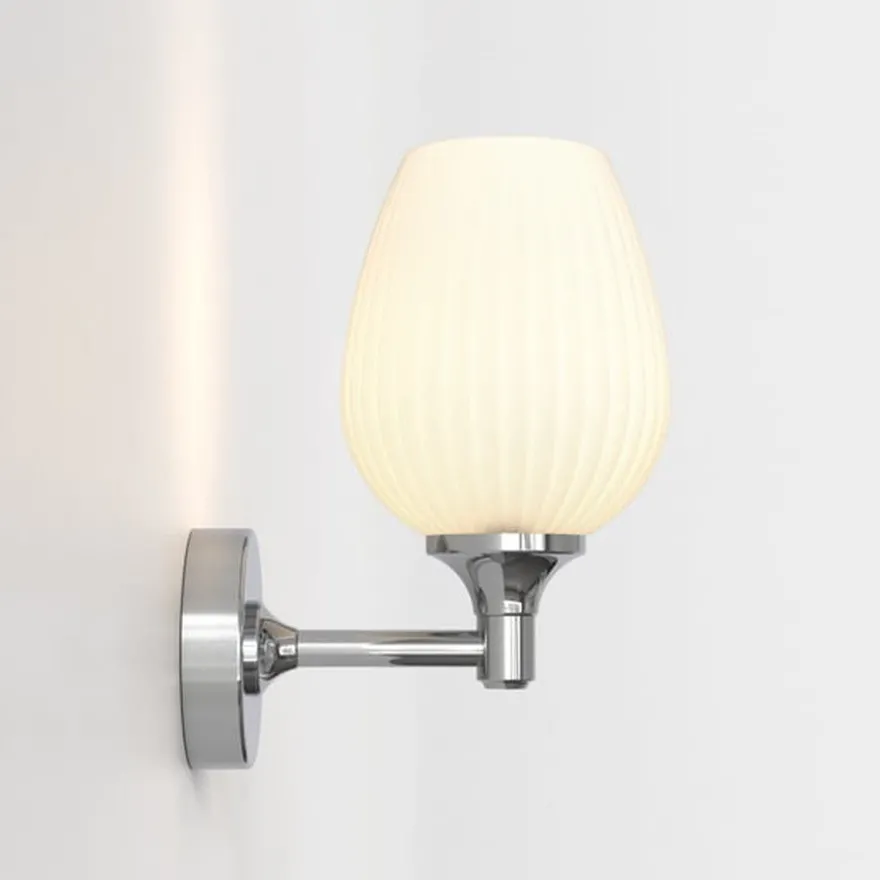 Liberty vegglampe for baderom IP44