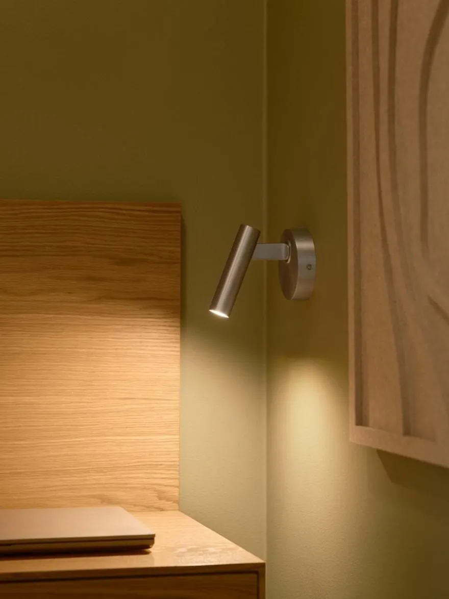 Makoto vegglampe