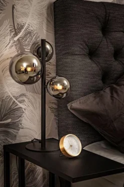 Molekyl bordlampe