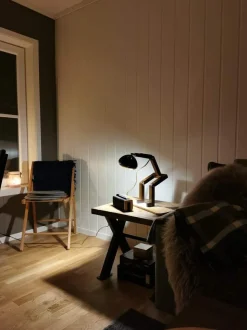 Mr. Wattson bordlampe, Limited Edition - Svart og messing