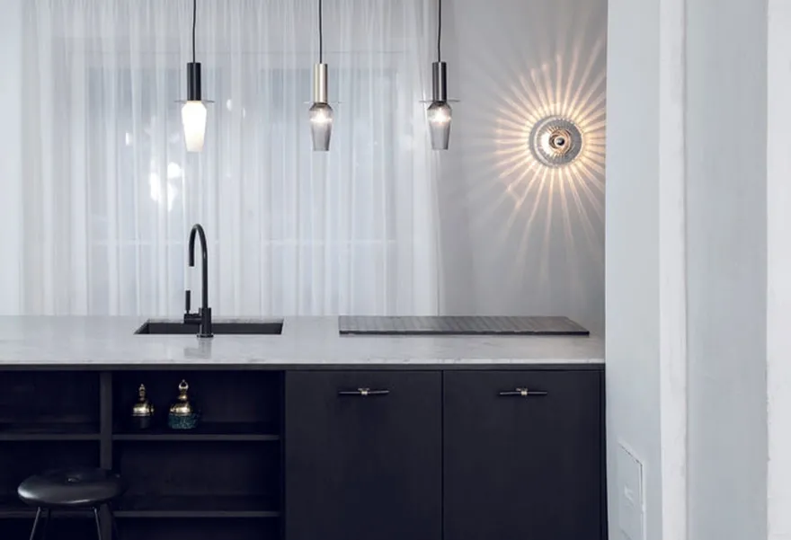 New Wave Optic 26 Wall Lamp - Klar