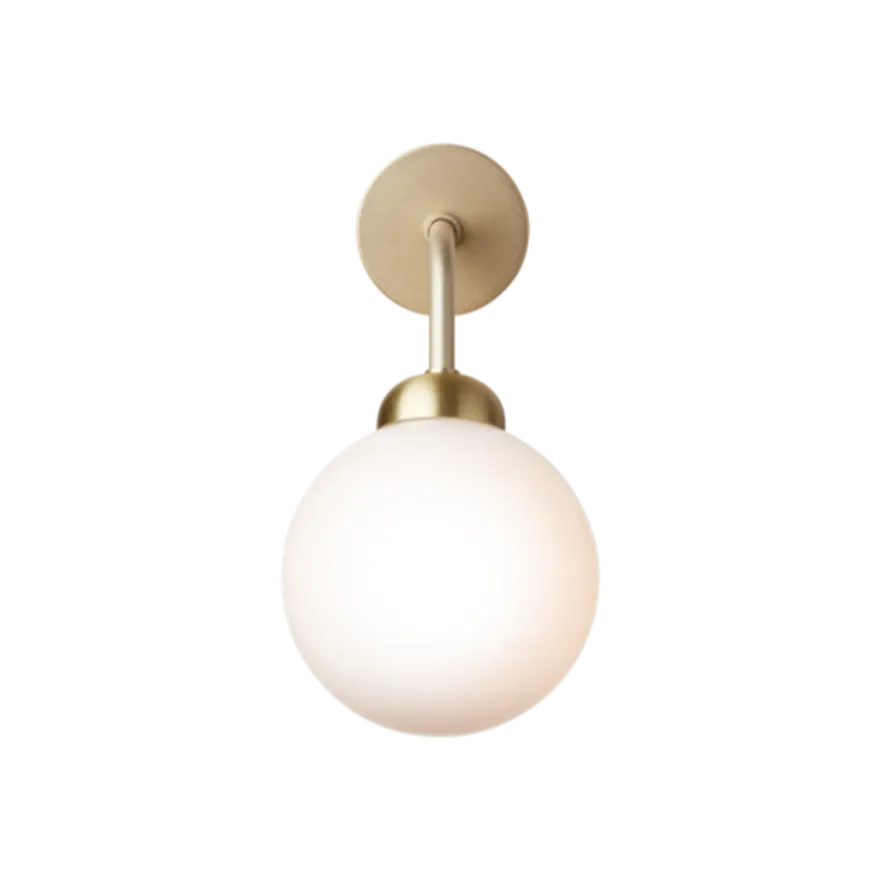Nuura Apiales vegglampe - direkte montering - messing/Opal