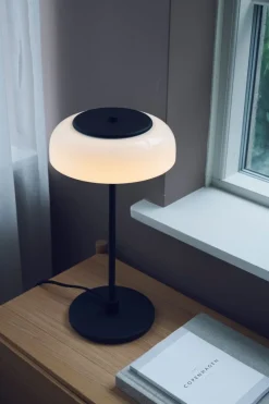 Nuura Blossi bordlampe - svart