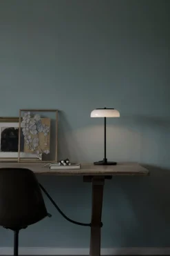 Nuura Blossi bordlampe - svart