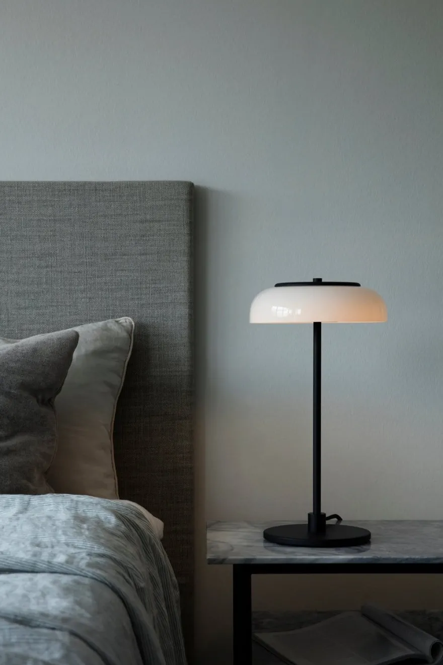 Nuura Blossi bordlampe - svart