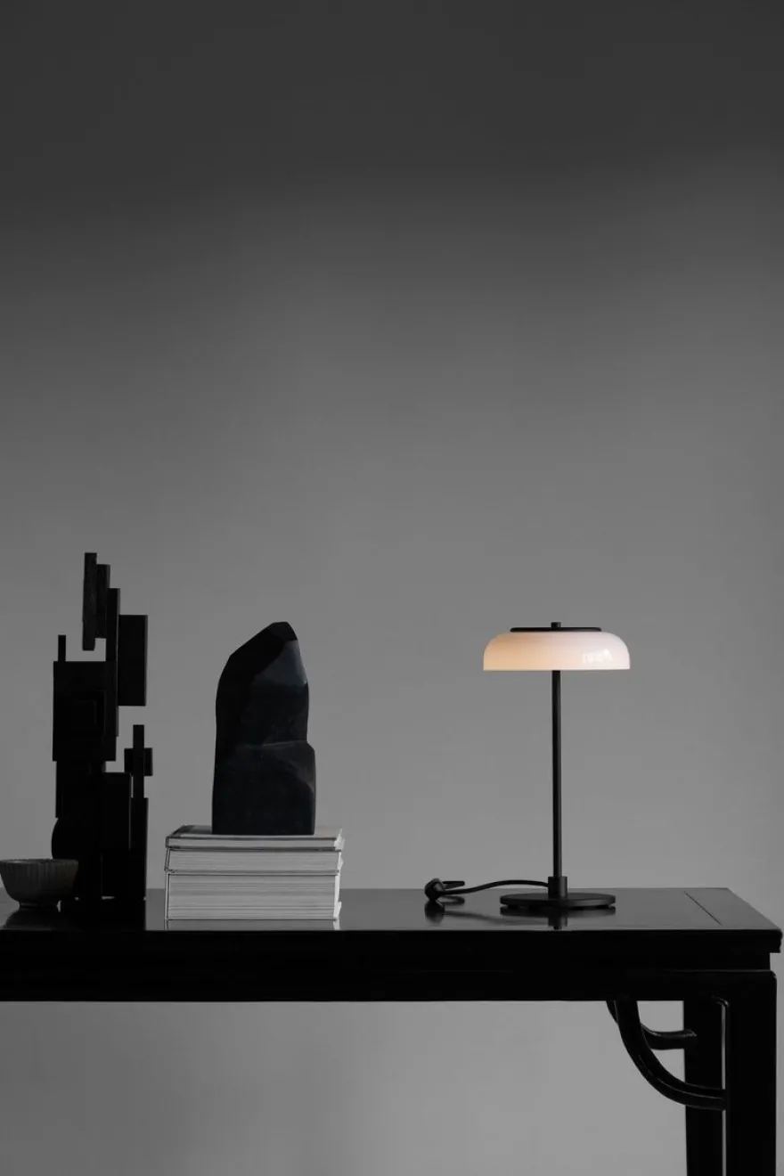 Nuura Blossi bordlampe - svart