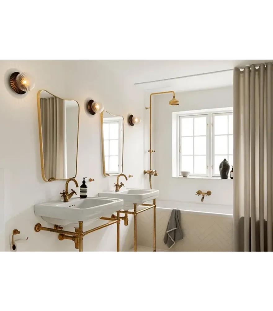 Nuura Liila 1 vegglampe/taklampe - medium - svart / optic