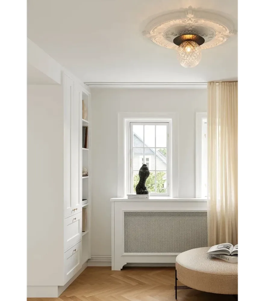 Nuura Liila 1 vegglampe/taklampe - large - svart / optikk