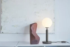 Nuura Miira bordlampe svart / opal