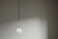 Nuura Miira 1 messing / opal