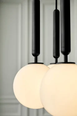 Nuura Miira 6 svart / opal