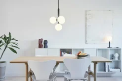 Nuura Miira 4 svart/opal