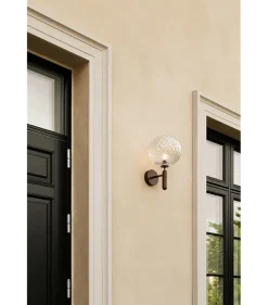 Nuura Miira utendørslampe - bronse / optikk