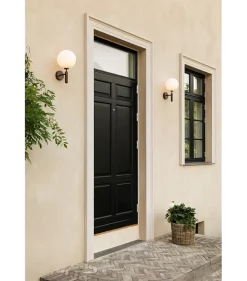 Nuura Miira utendørslampe - bronse / opal