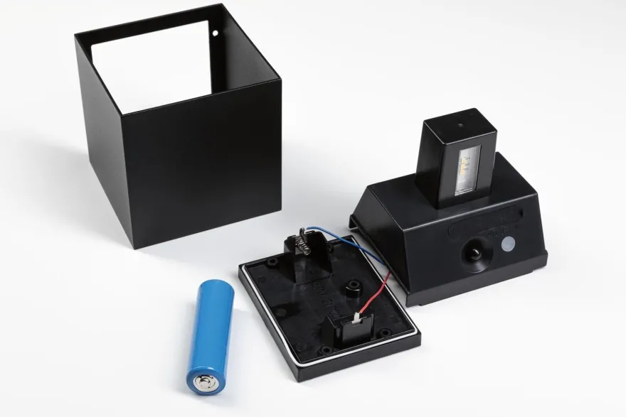 Nyara oppladbar vegglampe opp/ned lys med sensor