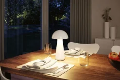 Onzo bordlampe oppladbar via USB 2700 Kelvin IP44 - 3 step dim