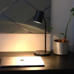 Oscar bordlampe