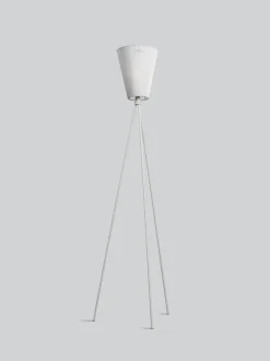 Oslo Wood gulvlampe lysegrå med skjerm