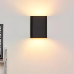 Ovalis vegglampe opp/ned