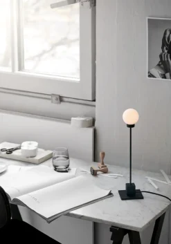 Snowball bordlampe