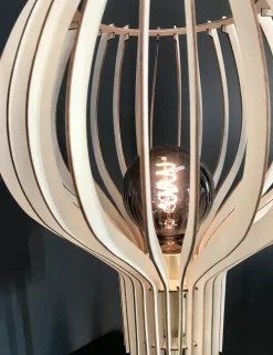 3-steg Nero dimbar Glob 80mm 4W LED 2200K - E27