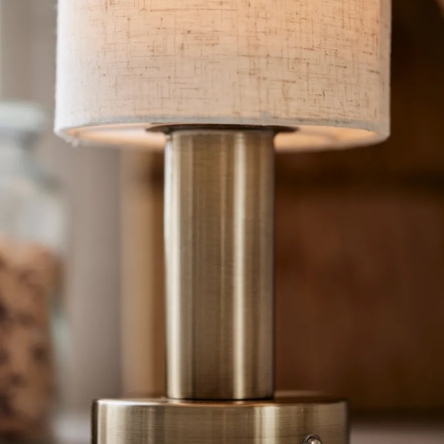 Tiara oppladbar bordlampe 24
