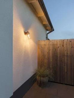 Vega vegglampe utendørs IP54 E27 - Kobber