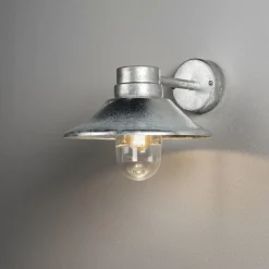 Vega vegglampe utendørs IP54 - Galvanisert stål