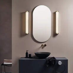 Versailles 600 vegglampe 25W IP44 3000 kelvin - Matt Gullfarget