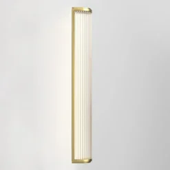 Versailles 600 vegglampe 25W IP44 3000 kelvin - Matt Gullfarget